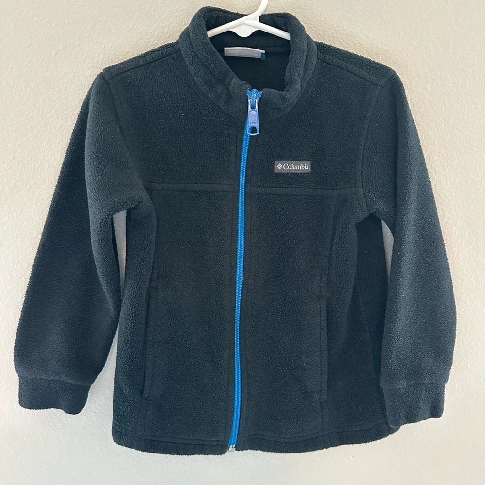 Columbia Black Fleece Jacket with Blue Accent - Picture 1 of 5
